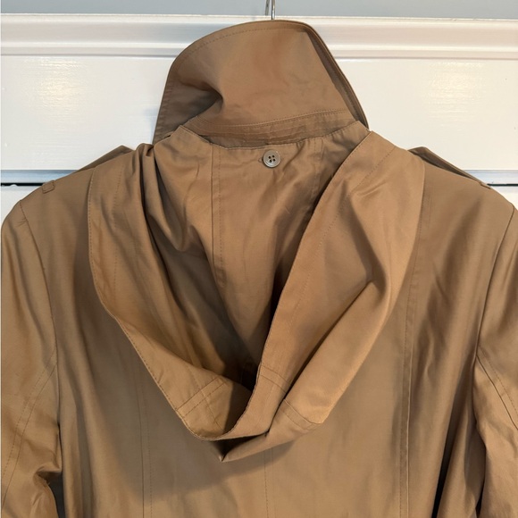 London Fog Classic Tan Trench Coat with Removable Hood size M - Picture 8 of 16